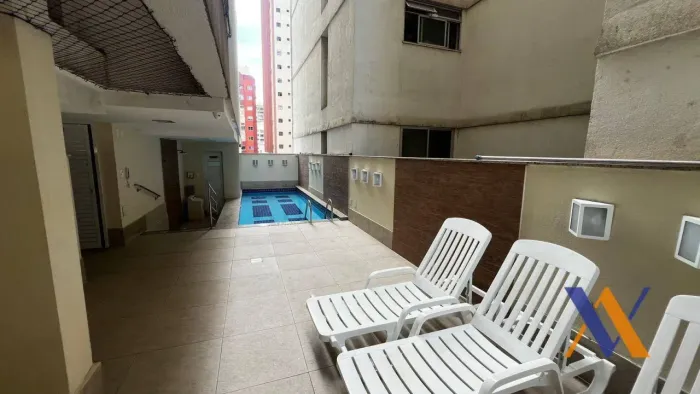 Apartamento com 2 dormitórios para alugar, 65 m² por R$ 3.651,65/mês - Praia da Costa - Vi