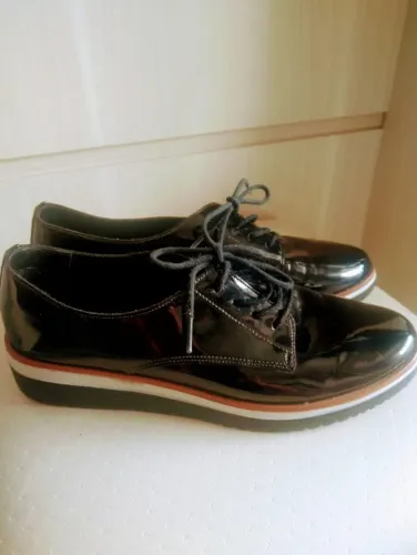 Sapato moleca 37 seminovo top de linha em ótimo estado