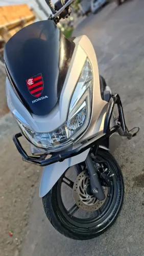 Moto tá nova dois penel zerado 