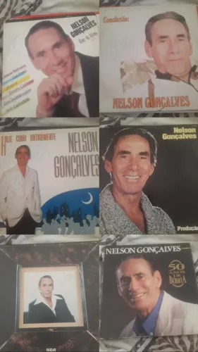 Vendo acervo pessoal de Nelson Gonçalves.  Discos de vinil autografados pelo próprio.