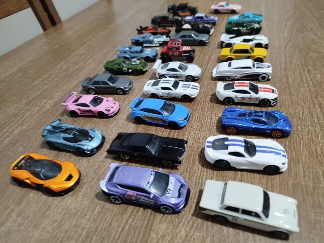 Vendo carrinho hot Wheels