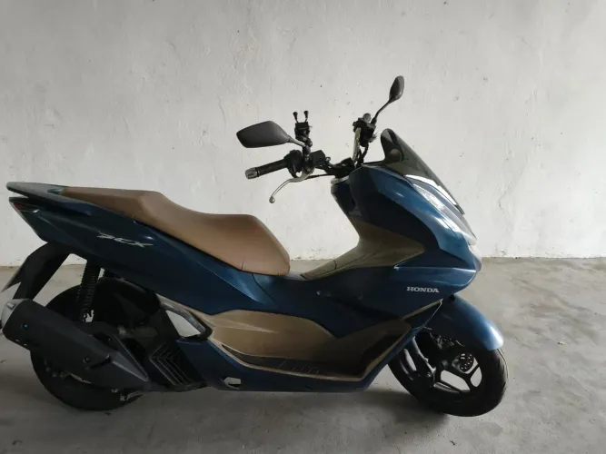 PCX 160 super conservada