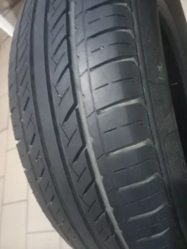 Pneu aro 14