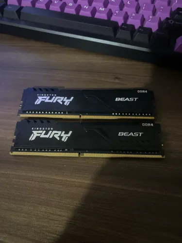 Kit Memória RAM Kingston Fury Beast 16GB (2x8GB) DDR4 3200MHz CL16