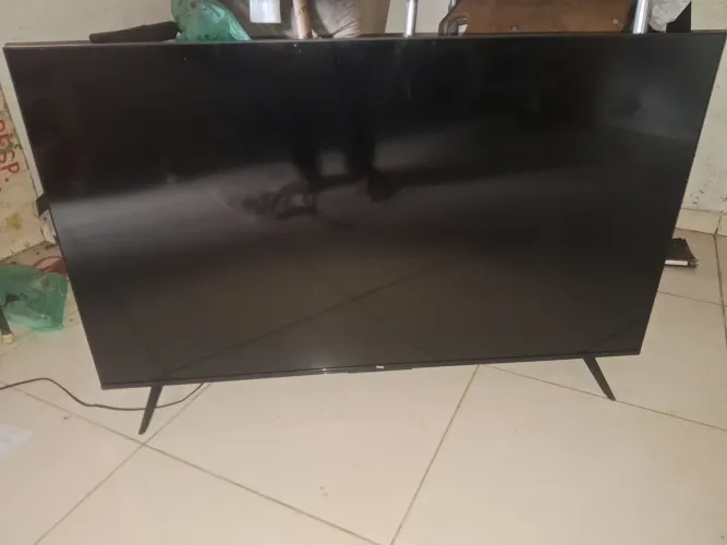 TV 50 POLEGADAS HDMi TCL parou
