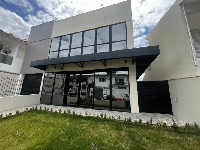 Jardim Atlântico | Prédio Comercial