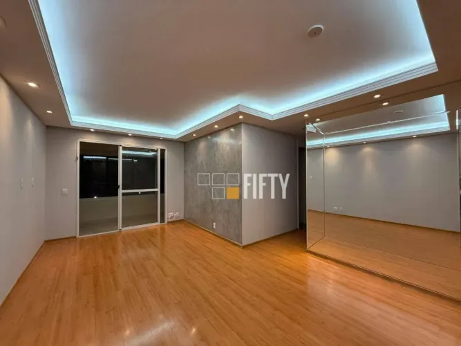 Apartamento com 3 dor./1 suíte/2 vagas para alugar, 92 m² por, Vila Sofia - São Paulo/SP