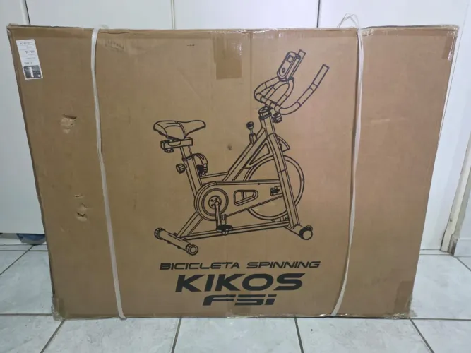 BICICLETA SPINNING KIKOS F5i - NOVA NA CAIXA LACRADA