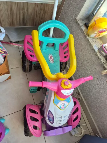 Quadriciclo infantil