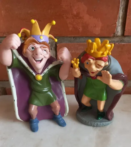 Boneco Quasimodo Corcunda de Notre Dame Disney e