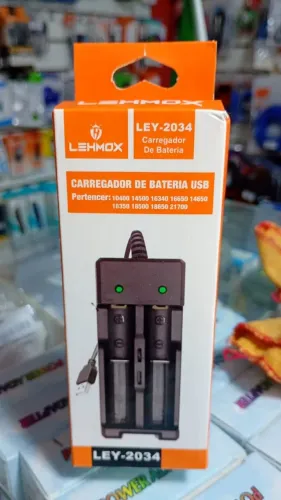 Carregador de Baterias Universal Duplo Regulável Ajustável USB Inteligente - Novo