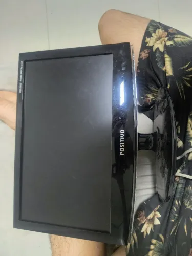 Monitor novo da positivo 