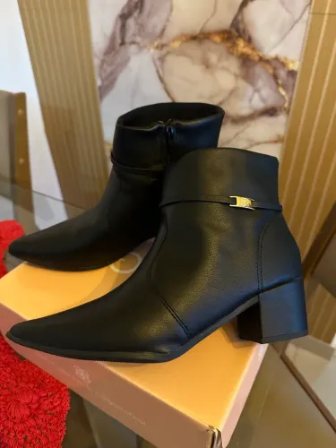 Bota tamanho 40