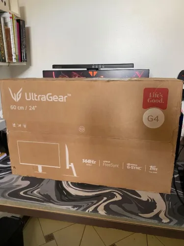 Monitor Gamer LG Ultragear 24" 144hz LACRADO!