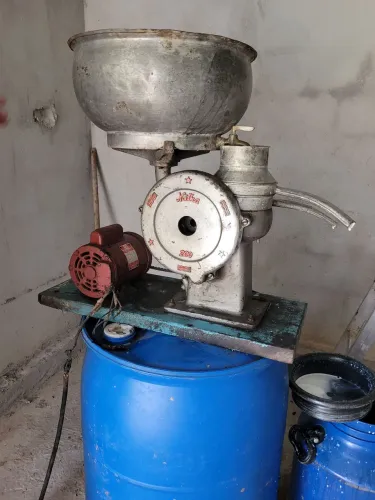 Desnatadeira de 200 litros hora 