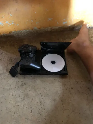 Vendo playstaion 2 em perfeito estado