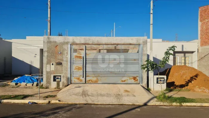 Casa com 2 dormitórios à venda, 50 m² por R$ 300.000 - Vivendas - Piracicaba/SP
