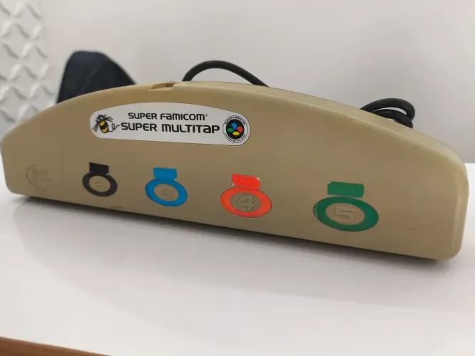 MULTITAP SUPER NINTENDO SNES 