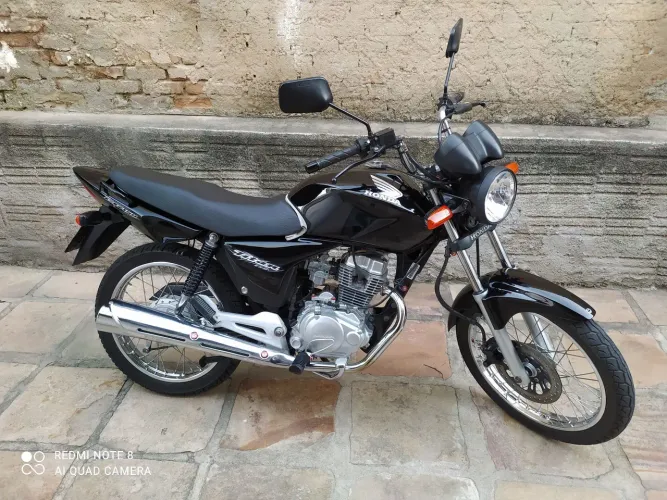Moto Titan 150 ano, 2006 ESD preta 