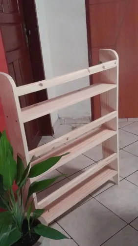 Prateleira para livro infantil