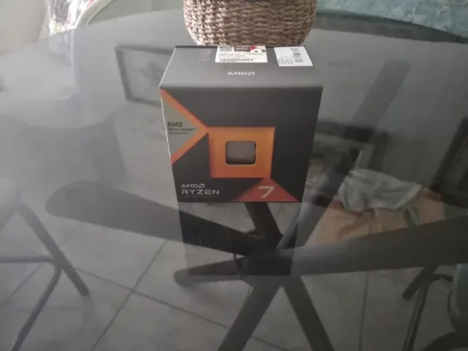 Ryzen 7 7800x3d - AMD - Com Garantia - 2 Meses de Uso