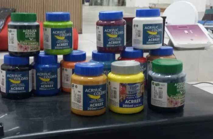 Tinta Acrilica para pintura textil
