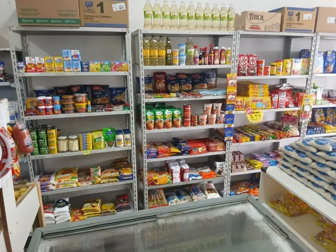 Mercadinho e hortifruit 