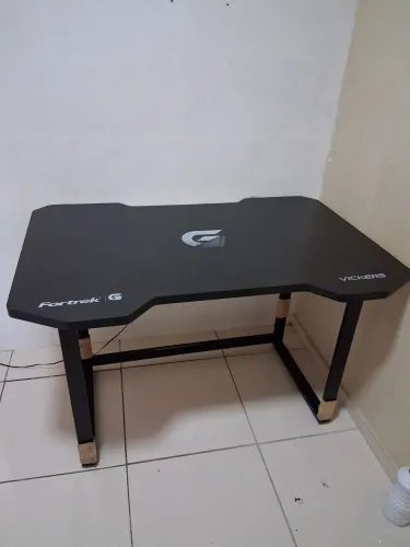 MESA GAMER Fortrek