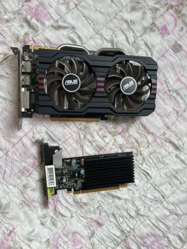 Placa de Vídeo ASUS GTX 760 2GB e Placa de Vídeo GeForce 8400 GS