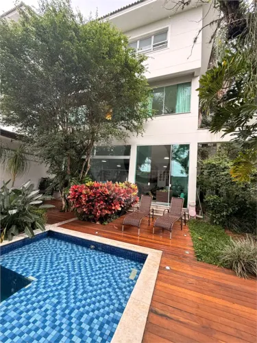 Sobrado com 4 quartos à venda em Vila albertina - SP