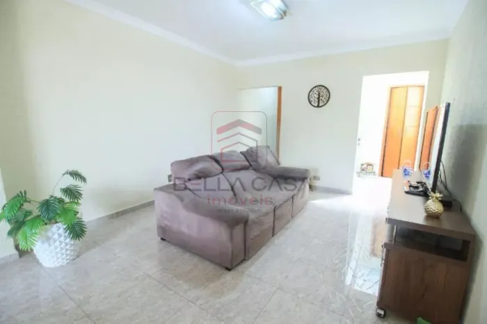Sobrado à venda na Mooca - 300m2 - 3 dormitórios - 2 banheiros - 2 vagas