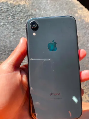 iPhone XR