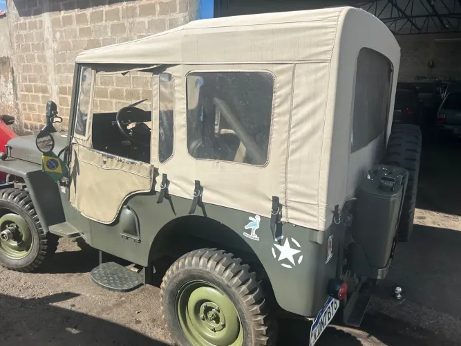 Willys Overland Jeep 2.6 12V Gasolina 2P 1950