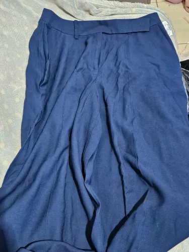 calça azul da cortelle