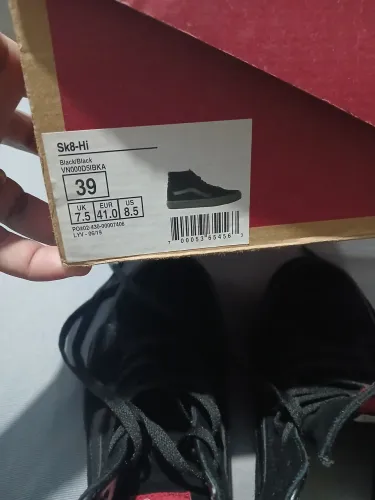 Vans 39/40 na caixa