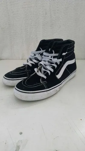 Tênis clássico Vans Sk8-Hi