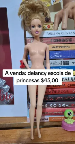 Barbie delancy escola de princesas
