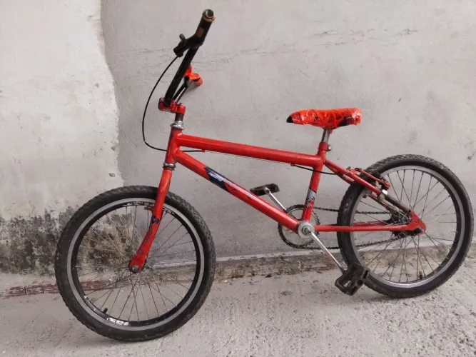 Bicicleta aro 20 e monark feminina 