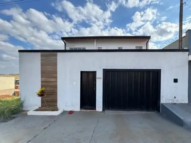 Casa diferenciada em Dumont - terreno 250m² + 2 quartos + suíte + quintal amplo