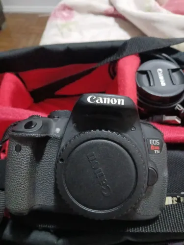 Canon T5i