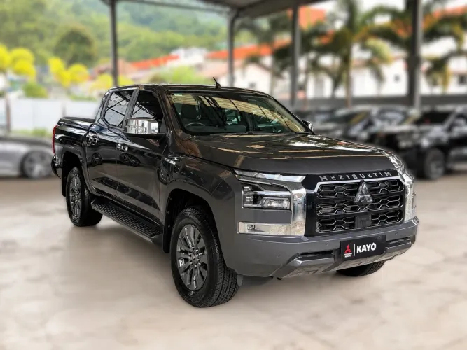 Mitsubishi TRITON HPE-S 2.4 CD 4X4 TB Diesel Aut. 2026