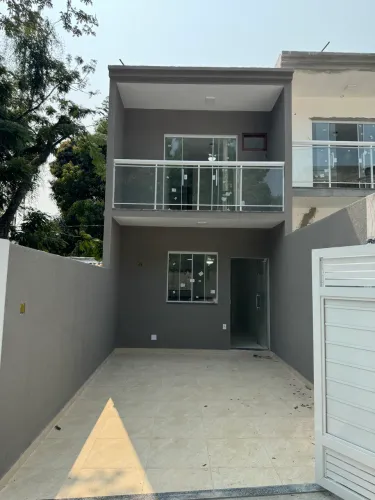 Alugo casa em vila Valqueire