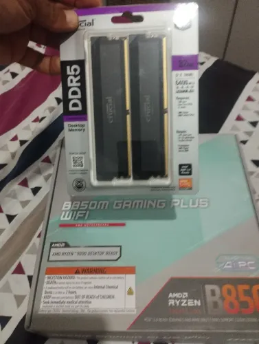 Kit memória RAM DDR 5 32 GB Crucial 6400 + placa mãe b850m Gaming Wi-Fi 7, novos na caixa.