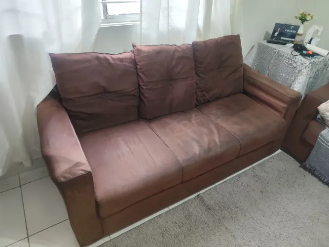 Par de sofas de 3 e 2 lugares