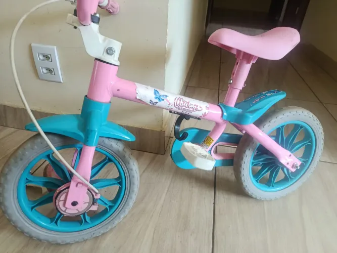 Bicicleta infantil menina