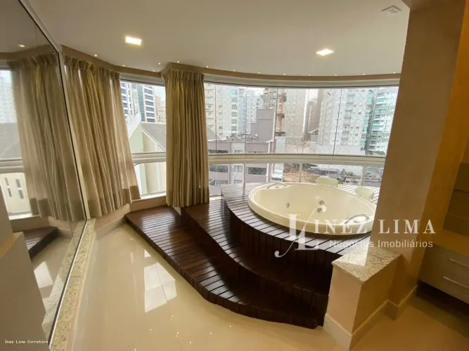 Apartamento Quadra Mar para Venda em Itapema, meia praia, 3 dormitórios, 3 suítes, 4 banhe