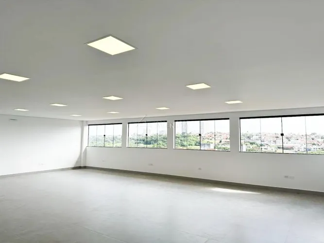 Barracão Comercial para Locação | Portal de Versalhes | Londrina/PR