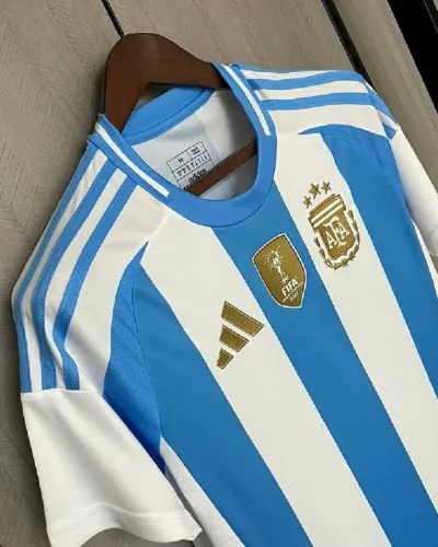 CAMISA SELEÇÃO ARGENTINA HOME 24/25 3XG COM PATCH CAMPEÃ MUNDIAL 2022