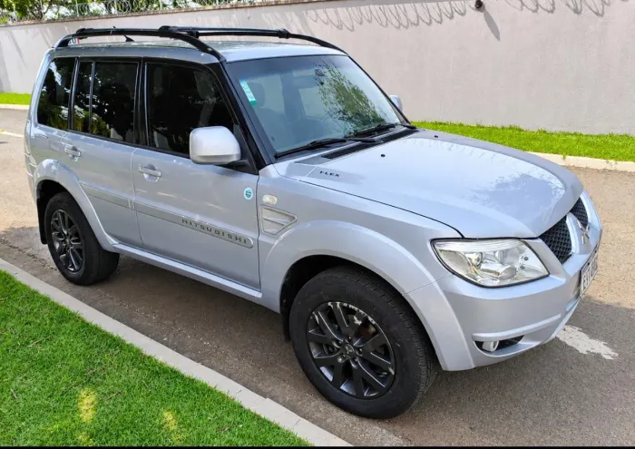 Mitsubishi Pajero TR4 2.0 Flex 16V 4X2 Aut. 2012