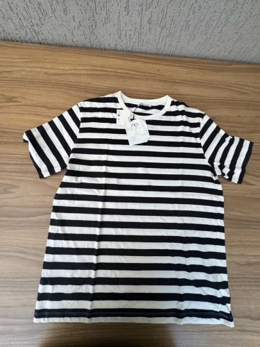 Camiseta Zara